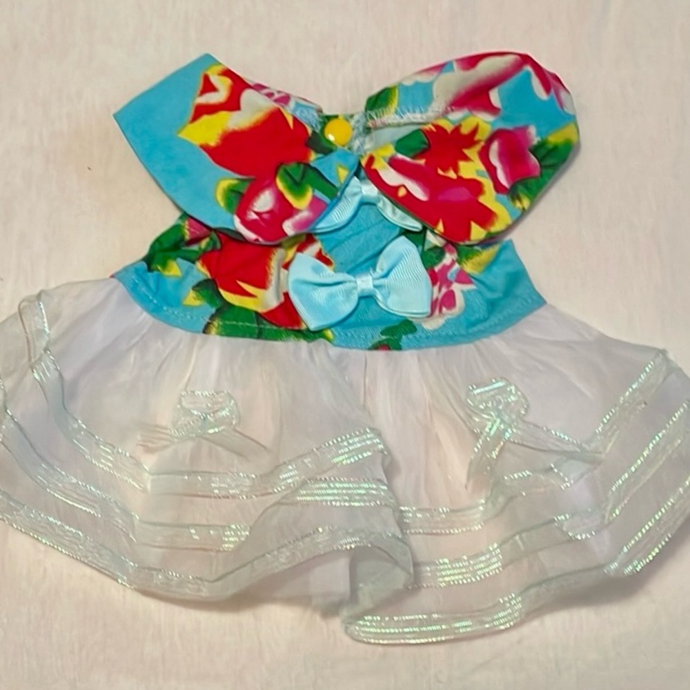 Pet party dress!